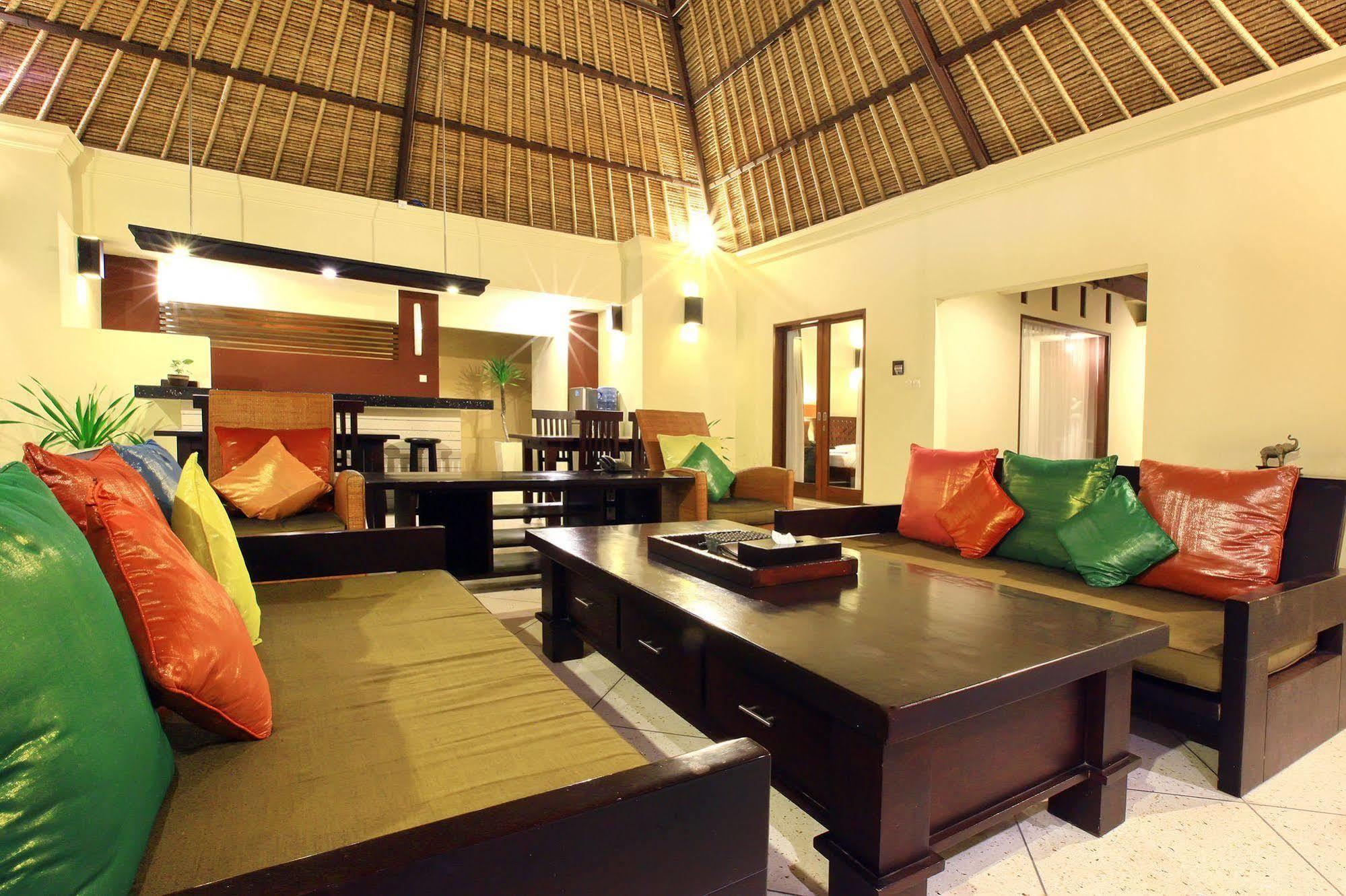 Mutiara Jimbaran Villas Kuta Selatan Luaran gambar